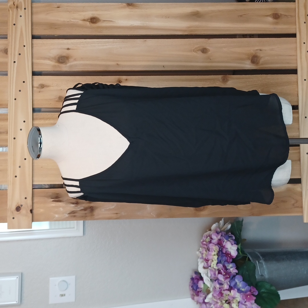Torrid Sleeveless Black Top
